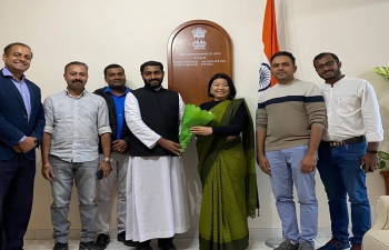 Vicar. Rev Fr Mathew Varuvelil and members of the St.Thomas Syro-Malabar Parish Community, Malta called on the H.E. Ms. Glorial Gangte, High Commissioner