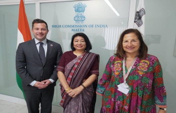 High Commissioner Ms Gloria Gangte received Secretary Mr. Steven Hill and Ms. Adria De 	Landri, Resident Fellow from International Institute for Justice & the Rule of Law. 
